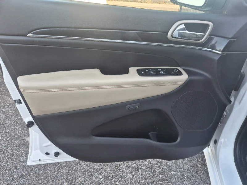 Jeep Grand cherokee Jeep Grand Cherokee 5.7 75th Anniversary Full Extr, снимка 12 - Автомобили и джипове - 51728175