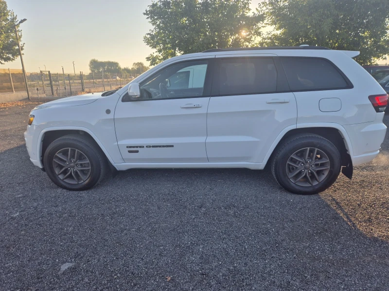 Jeep Grand cherokee Jeep Grand Cherokee 5.7 75th Anniversary Full Extr, снимка 7 - Автомобили и джипове - 51728175