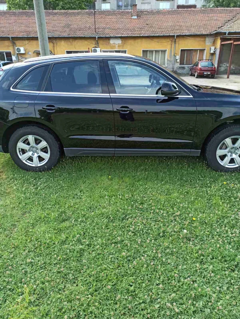 Audi Q5 2.0tdi, снимка 6 - Автомобили и джипове - 52282875