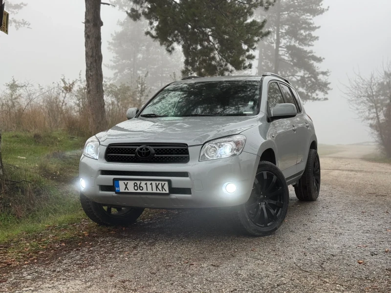 Toyota Rav4, снимка 6 - Автомобили и джипове - 52449421