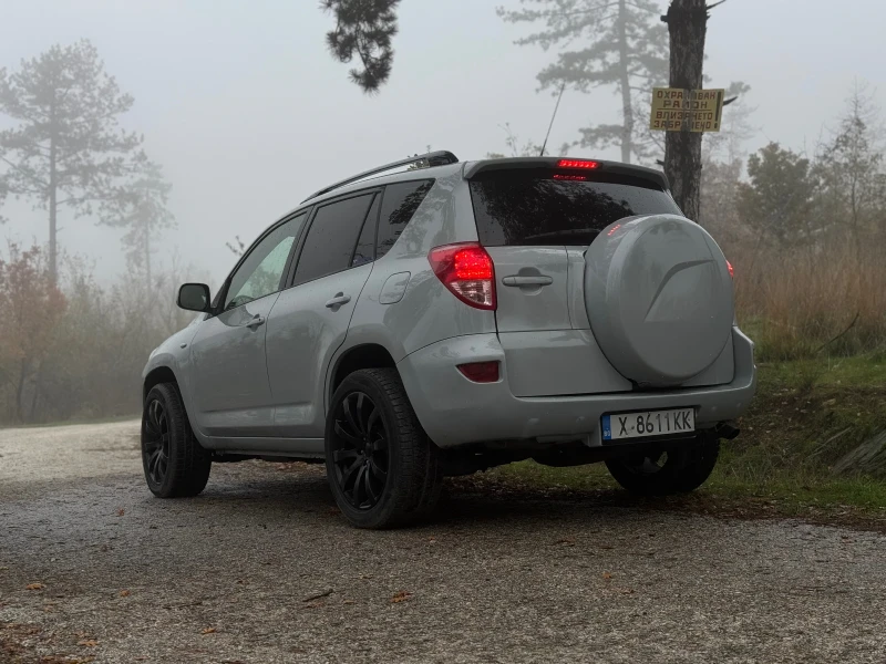 Toyota Rav4, снимка 8 - Автомобили и джипове - 52449421