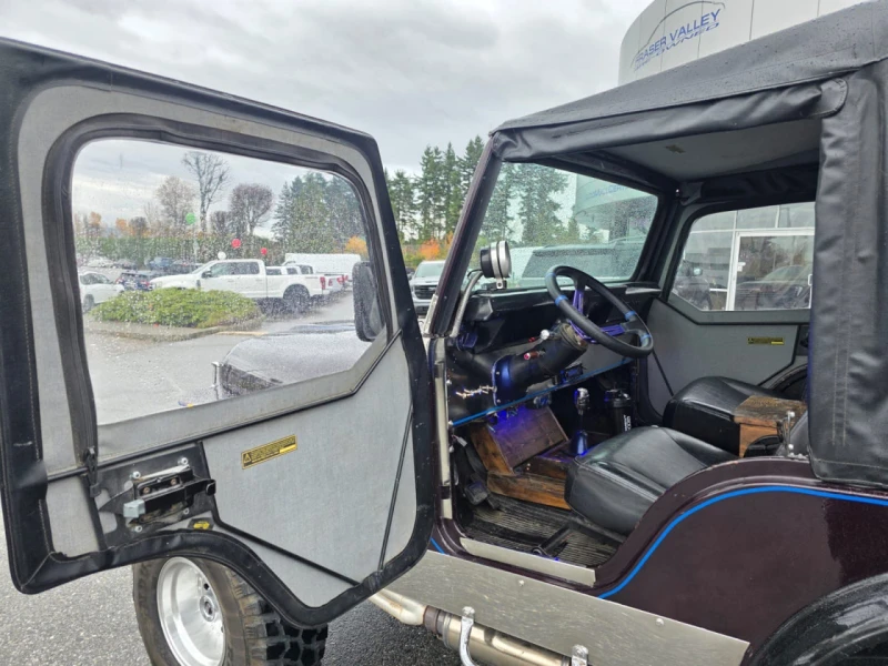 Jeep Wrangler SJ5!!!* CARFAX* АВТОФИНАНС БЕЗ ПЪРВОНАЧАЛНА ВНОСКА, снимка 15 - Автомобили и джипове - 52837979