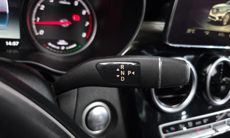 Mercedes-Benz GLC 350, снимка 9 - Автомобили и джипове - 53525424