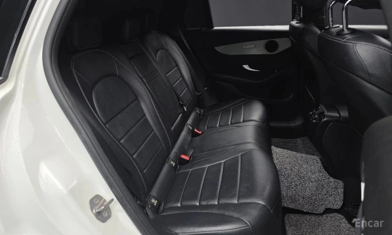 Mercedes-Benz GLC 350, снимка 12 - Автомобили и джипове - 53525424