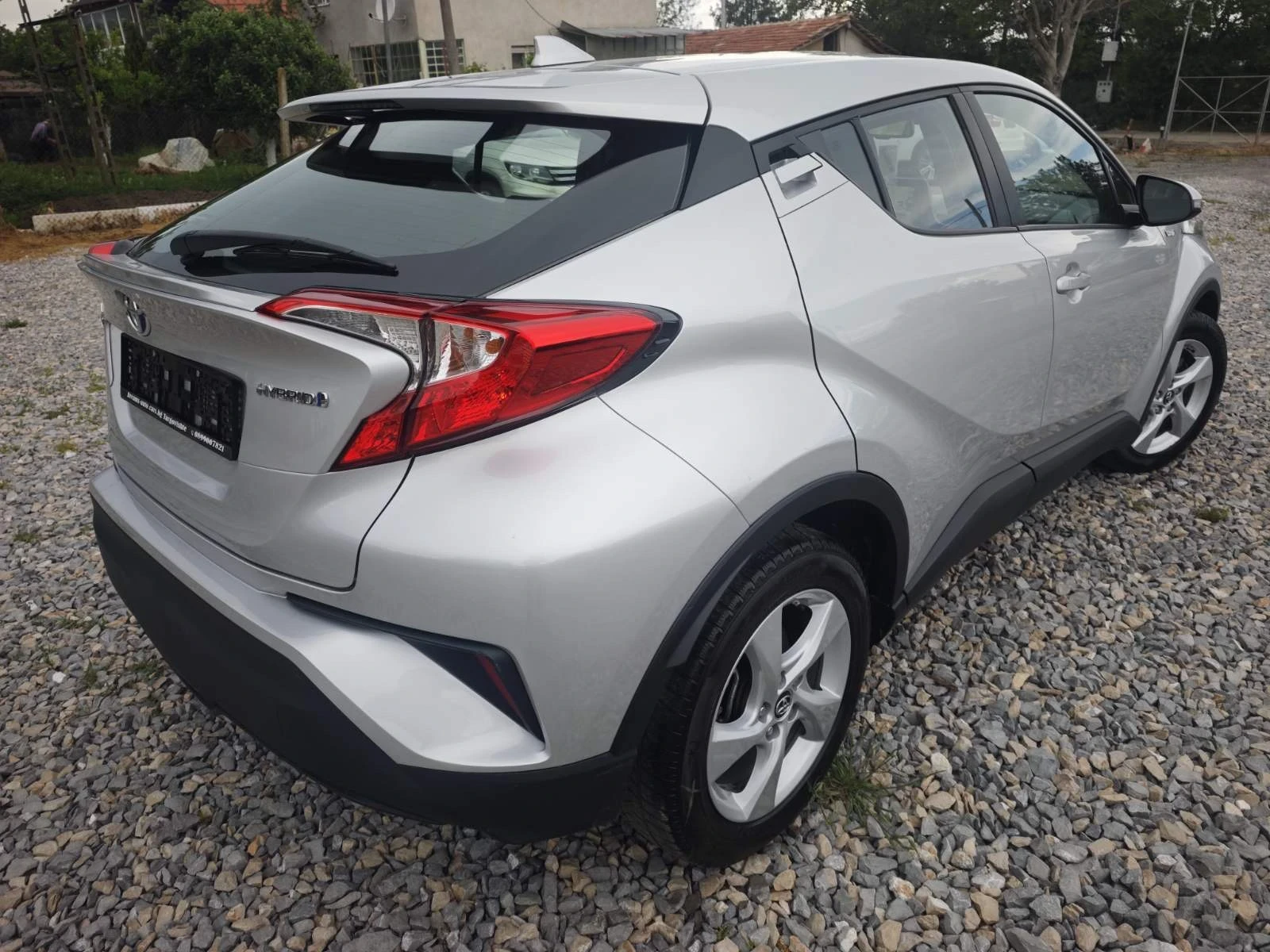 Toyota C-HR 1.8/122kc - изображение 6