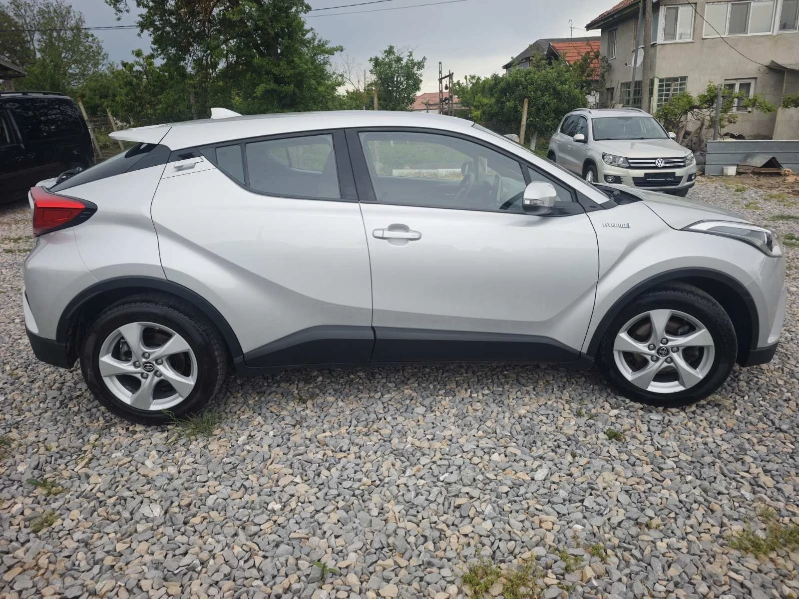 Toyota C-HR 1.8/122kc - изображение 4