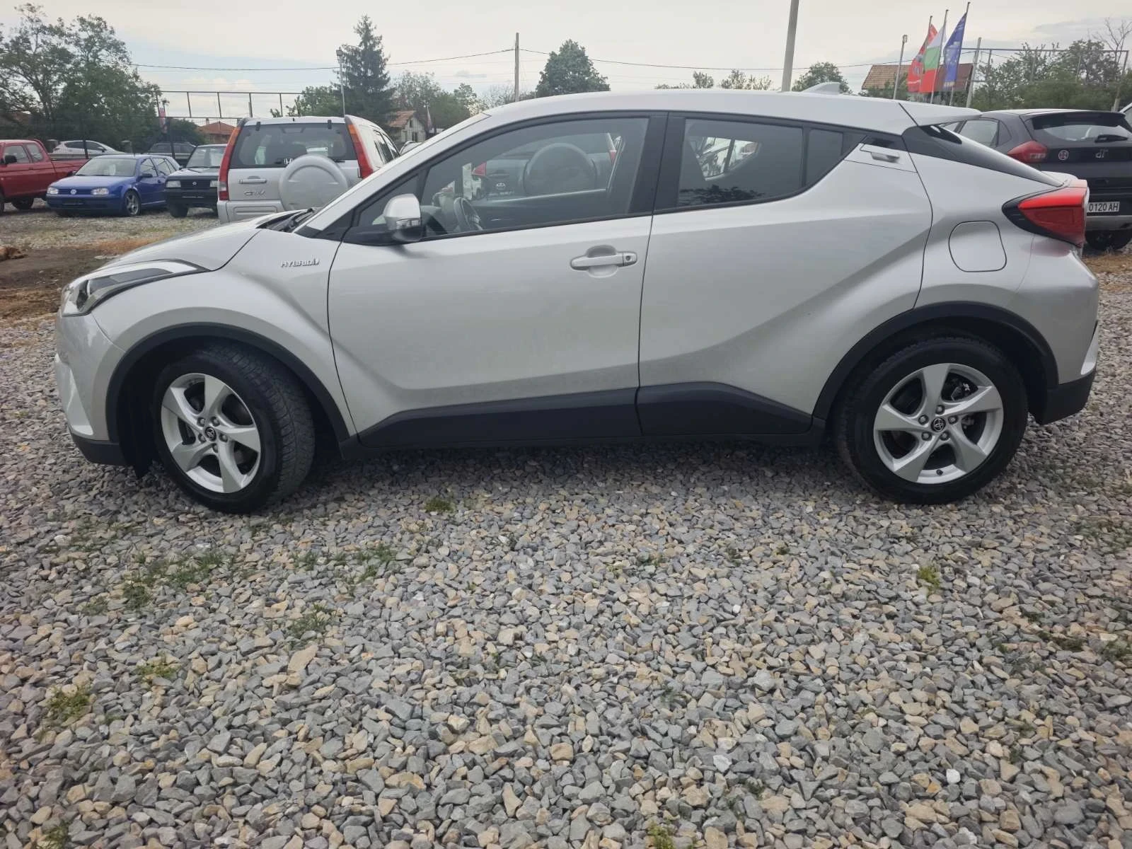Toyota C-HR 1.8/122kc - изображение 3