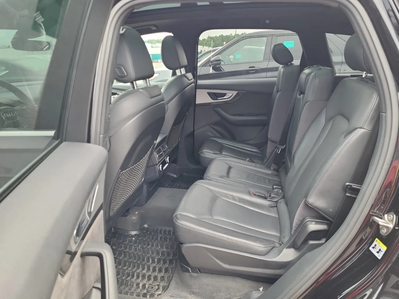 Audi Q7 * CARFAX * АВТО КРЕДИТ * ЦЕНА ДО БГ! - изображение 8