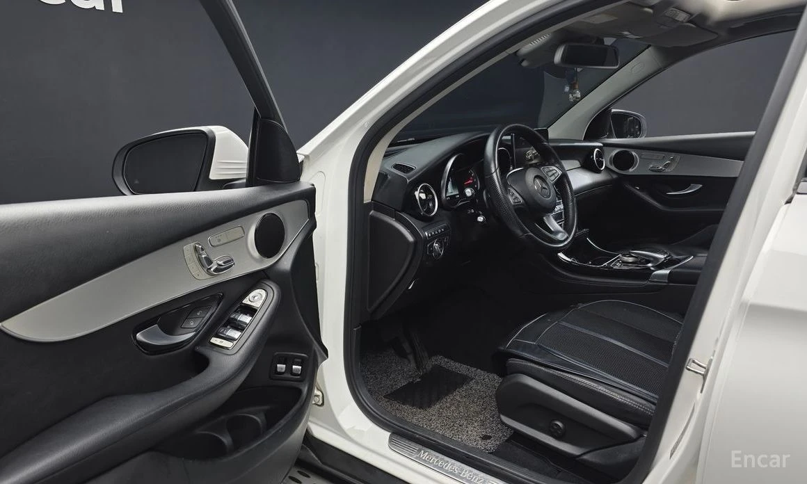 Mercedes-Benz GLC 350  - изображение 10