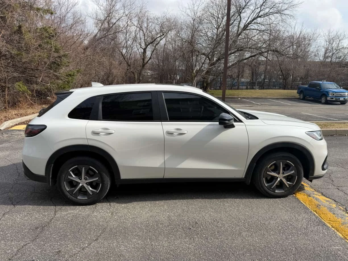 Honda Hr-v * Sport AWD CVT * ПОДГРЕВ НА СЕДАЛКИ И ВОЛАН* , снимка 3 - Автомобили и джипове - 54080750