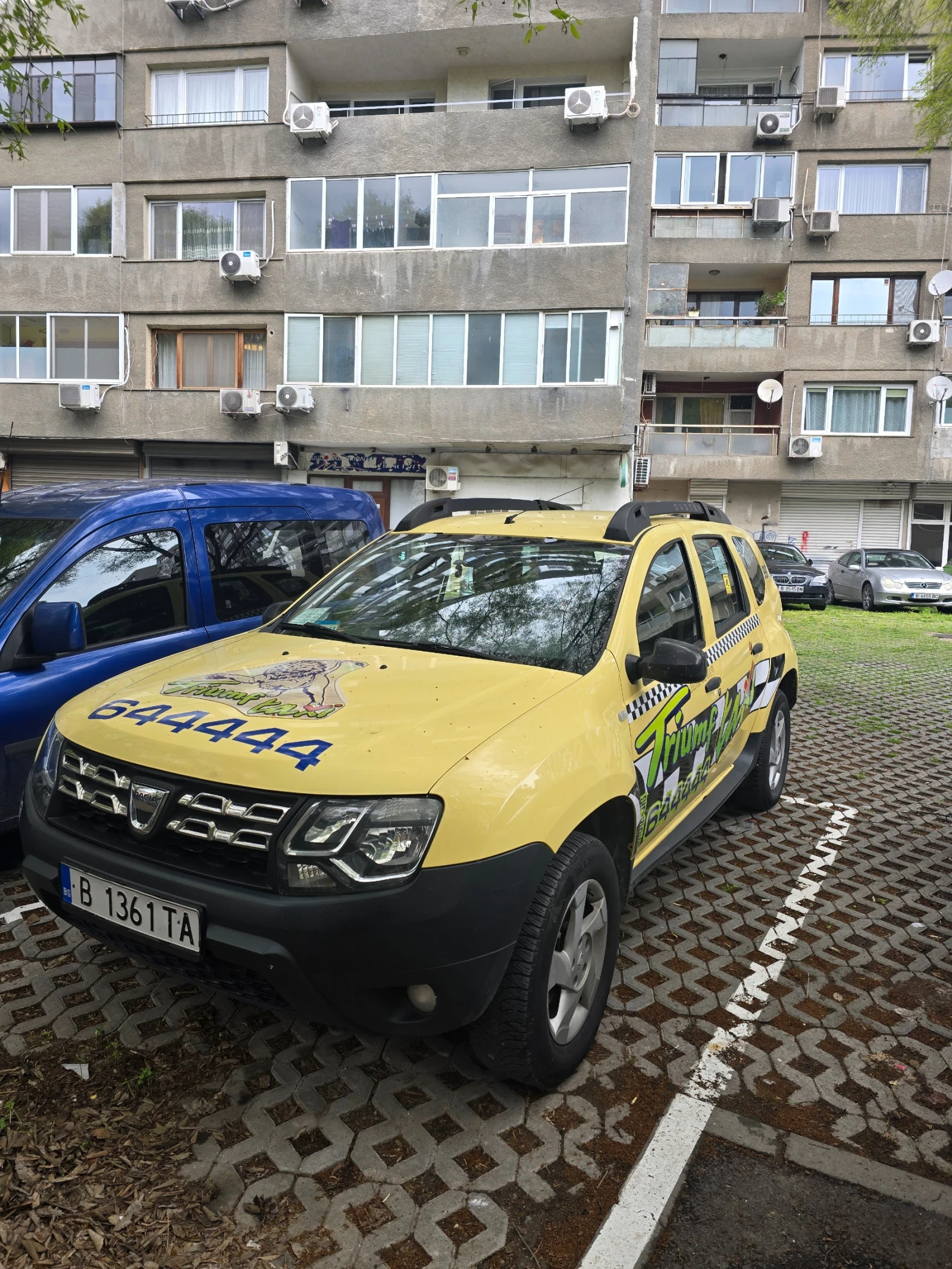 Dacia Duster, снимка 2 - Автомобили и джипове - 54381049