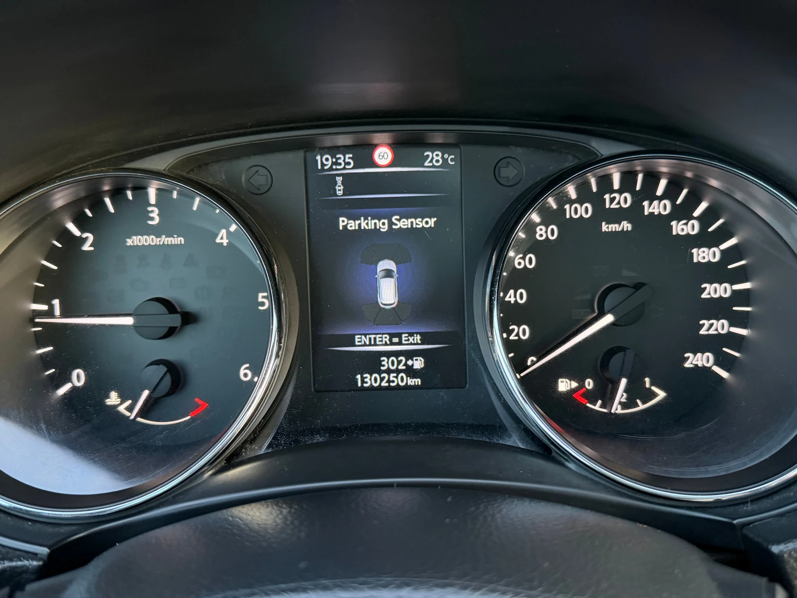Nissan Qashqai 1, 5DCI TEKNA, PANORAMA, KAMERA 360, NAVI, снимка 11 - Автомобили и джипове - 55236608
