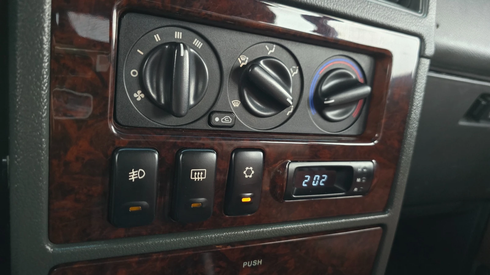 Hyundai Galloper TURBO DIESEL 2.5 * БЪРЗИ БАВНИ , снимка 14 - Автомобили и джипове - 55407584
