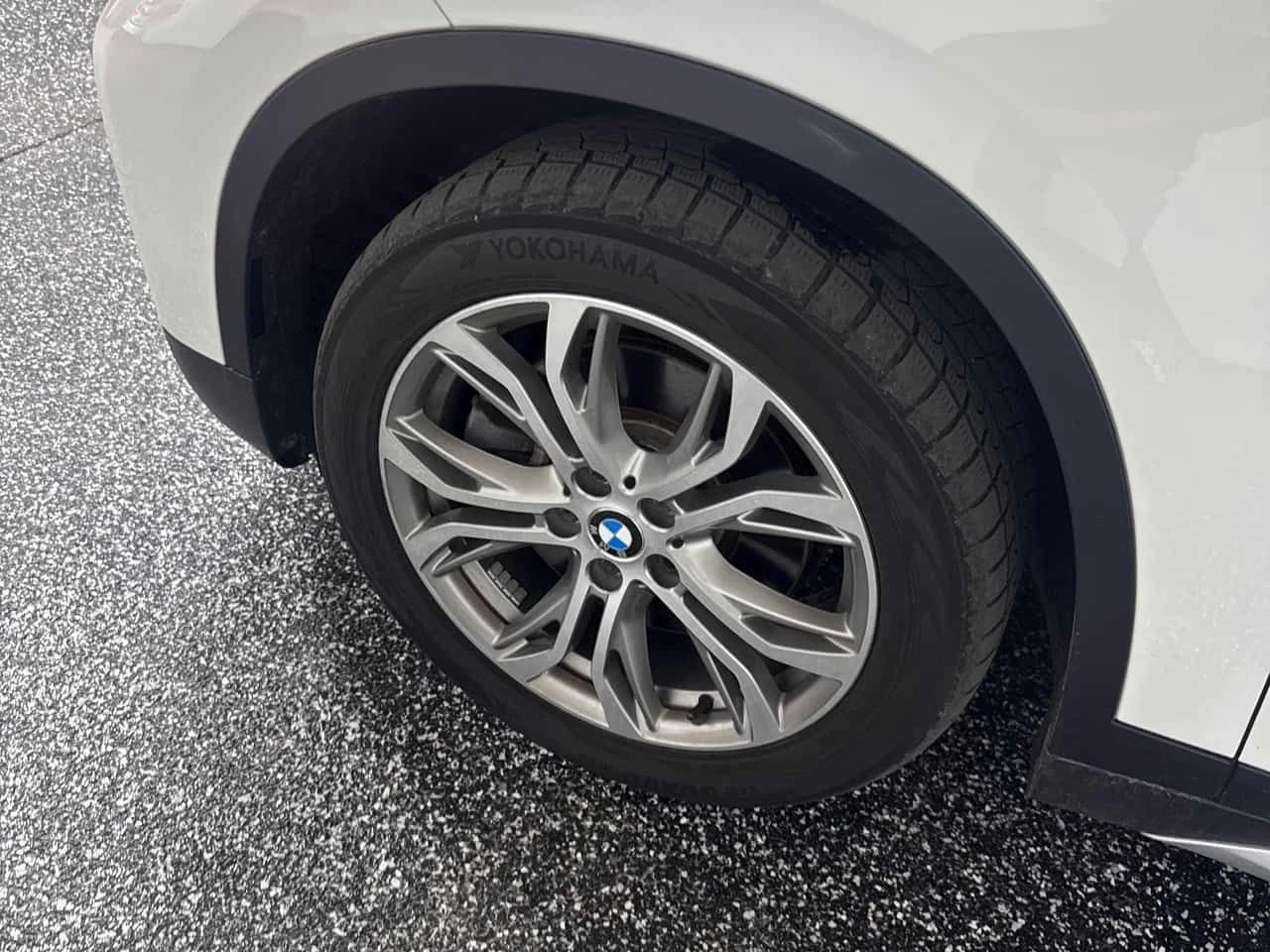 BMW X1 * xDrive28i * АВТОКРЕДИТ * ПРЕДСТАВИТЕЛСТВО, снимка 6 - Автомобили и джипове - 55641060
