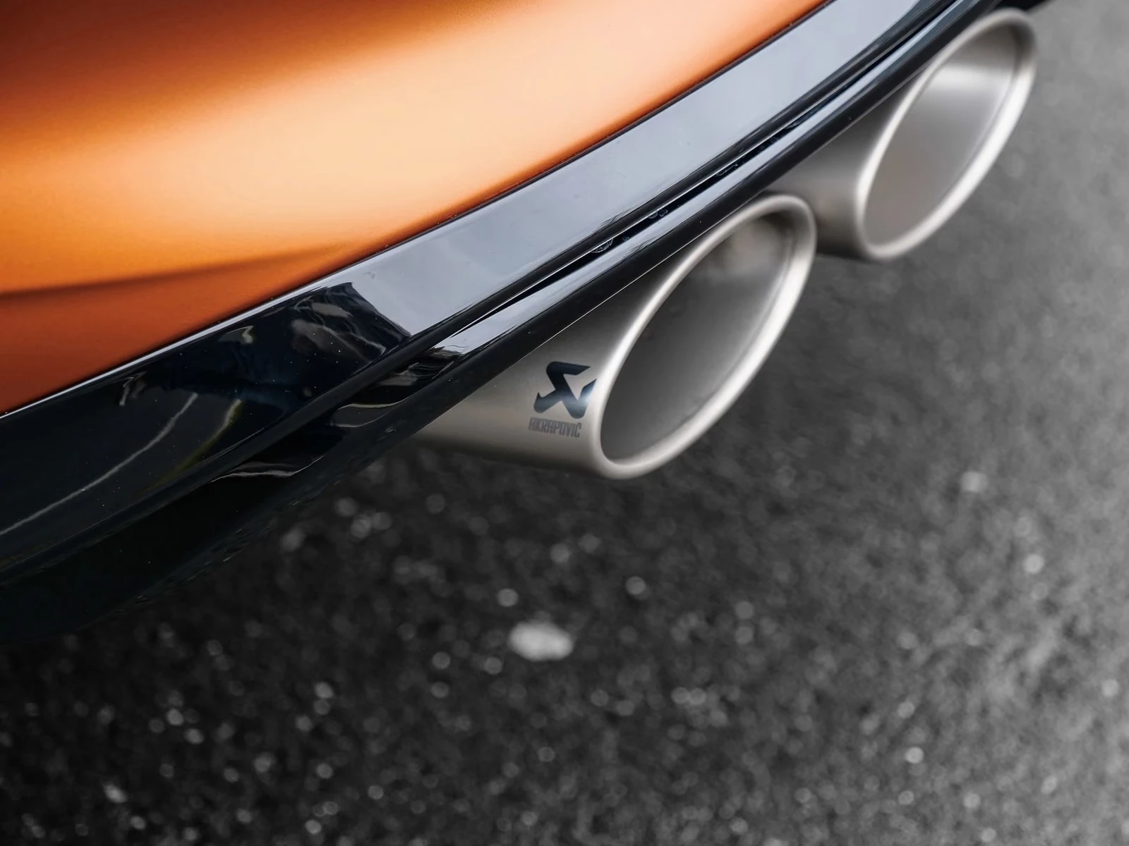 Bentley Bentayga V8 SPEED CARBON AKRAPOVIC KERAMIK ORANGE-FLAME , снимка 7 - Автомобили и джипове - 55891579