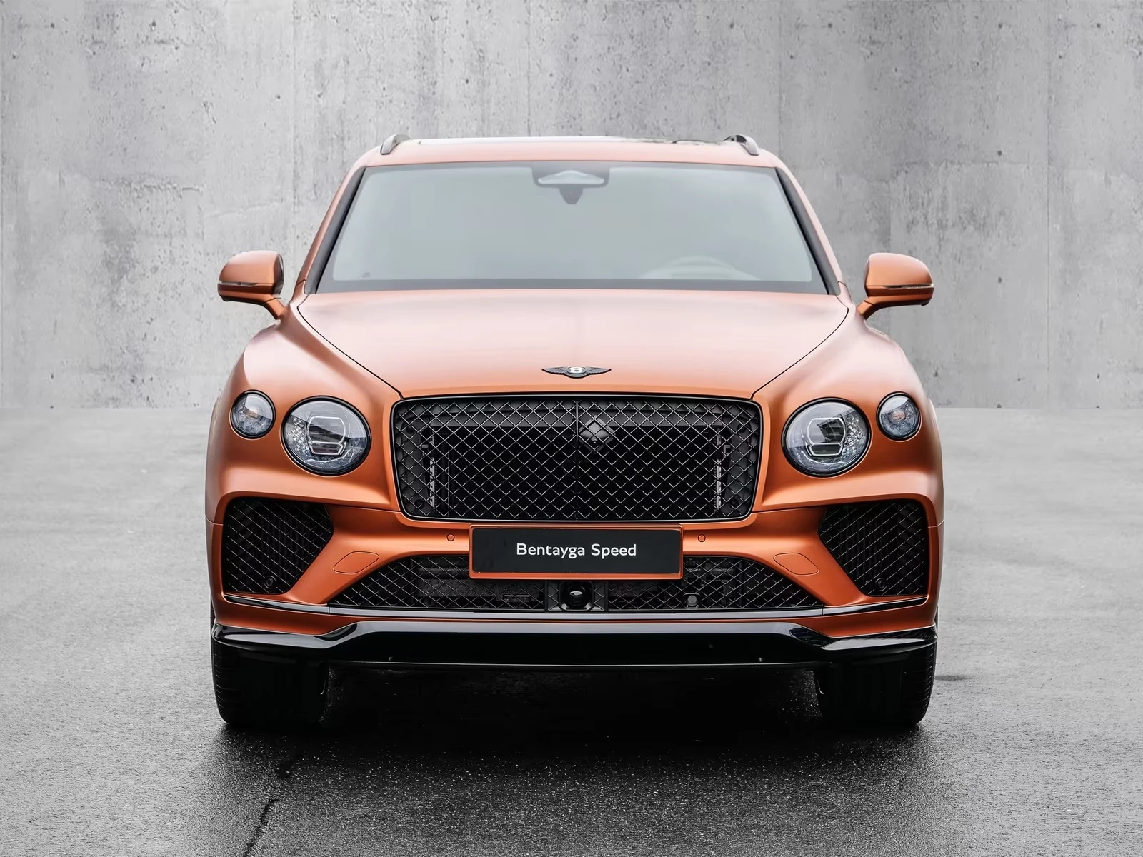 Bentley Bentayga V8 SPEED CARBON AKRAPOVIC KERAMIK ORANGE-FLAME , снимка 3 - Автомобили и джипове - 55891579