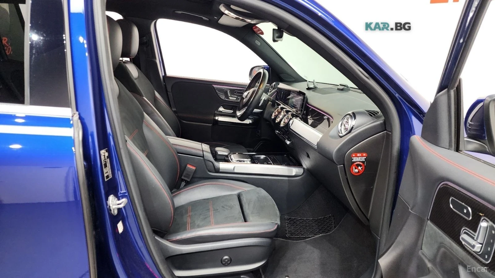 Mercedes-Benz GLB 250 4MATIC ' AMG PKG ' DISTRONIC ' ПОДГРЕВ, снимка 15 - Автомобили и джипове - 55900979