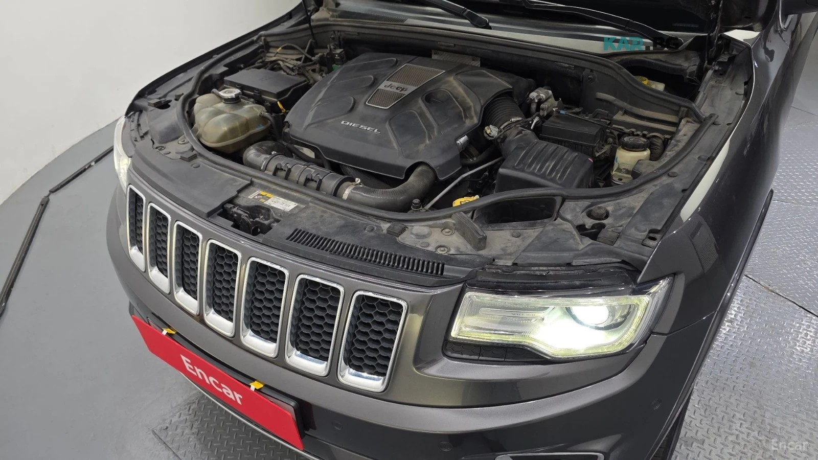 Jeep Grand cherokee OVERLAND* 8ZF* 4X4* DISTRONIC* ОБДУХ* PANO* , снимка 17 - Автомобили и джипове - 55993112