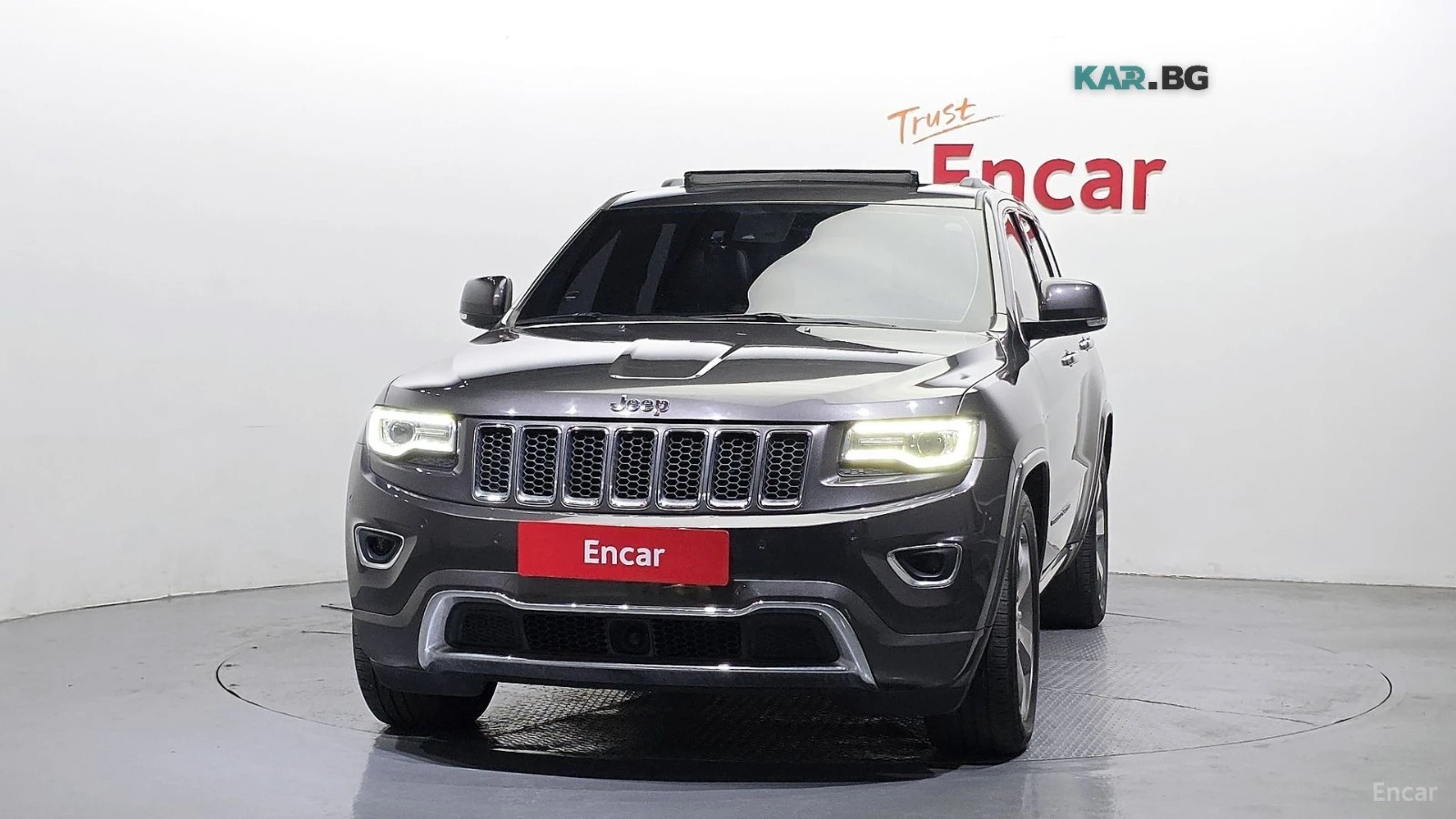 Jeep Grand cherokee OVERLAND* 8ZF* 4X4* DISTRONIC* ОБДУХ* PANO* , снимка 3 - Автомобили и джипове - 55993112