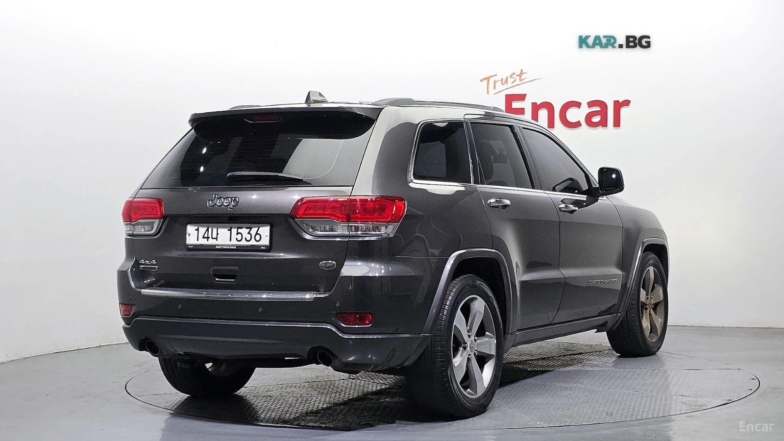 Jeep Grand cherokee OVERLAND* 8ZF* 4X4* DISTRONIC* ОБДУХ* PANO* , снимка 2 - Автомобили и джипове - 55993112
