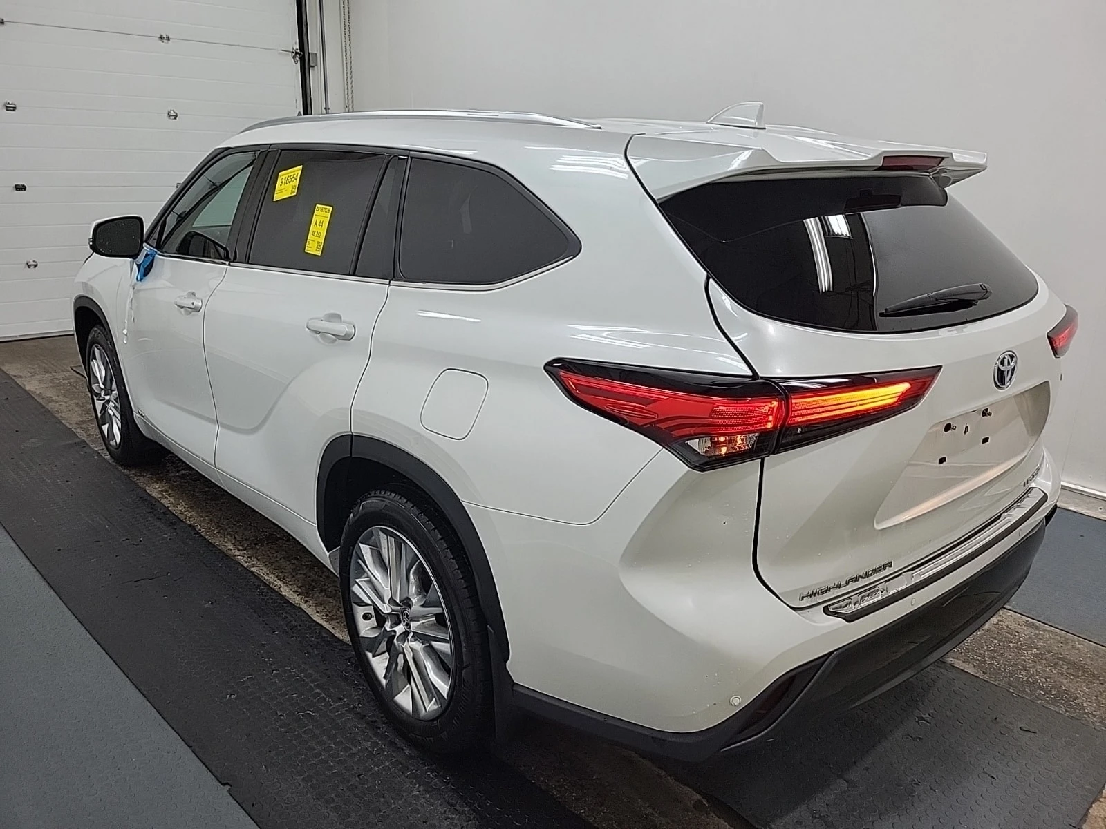 Toyota Highlander * HYBRID LIMITED * AWD * CARFAX * , снимка 5 - Автомобили и джипове - 56048300