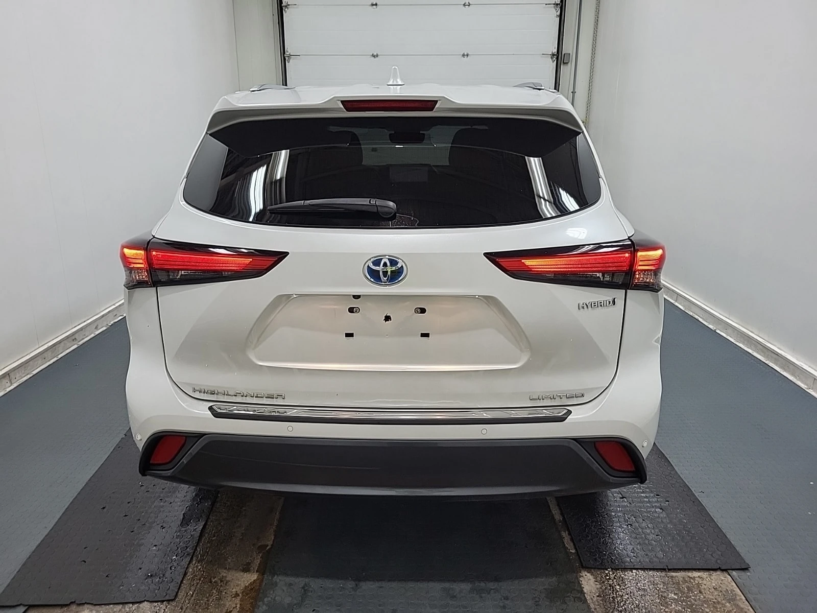Toyota Highlander * HYBRID LIMITED * AWD * CARFAX * , снимка 4 - Автомобили и джипове - 56048300
