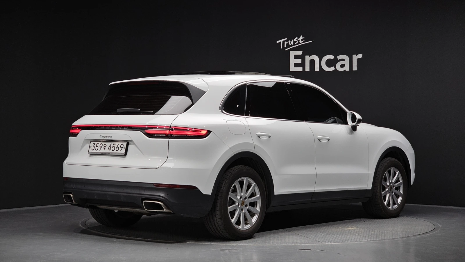 Porsche Cayenne ЕЛ. БАГАЖНИК* ЛЮК* ПОДГРЕВ ВОЛАН* КРАЙНА ЦЕНА, снимка 4 - Автомобили и джипове - 56186993