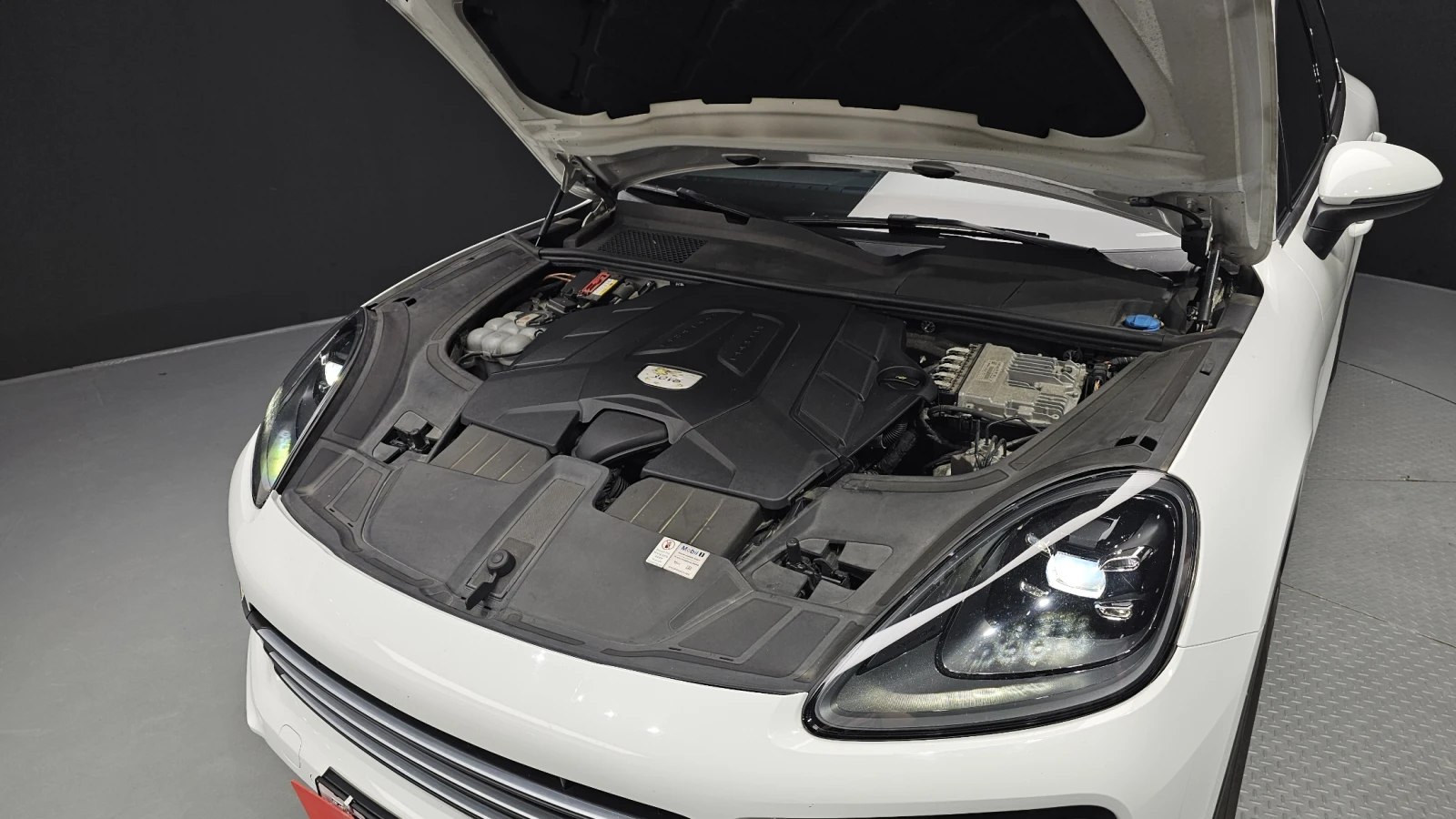 Porsche Cayenne ЕЛ. БАГАЖНИК* ЛЮК* ПОДГРЕВ ВОЛАН* КРАЙНА ЦЕНА, снимка 6 - Автомобили и джипове - 56186993