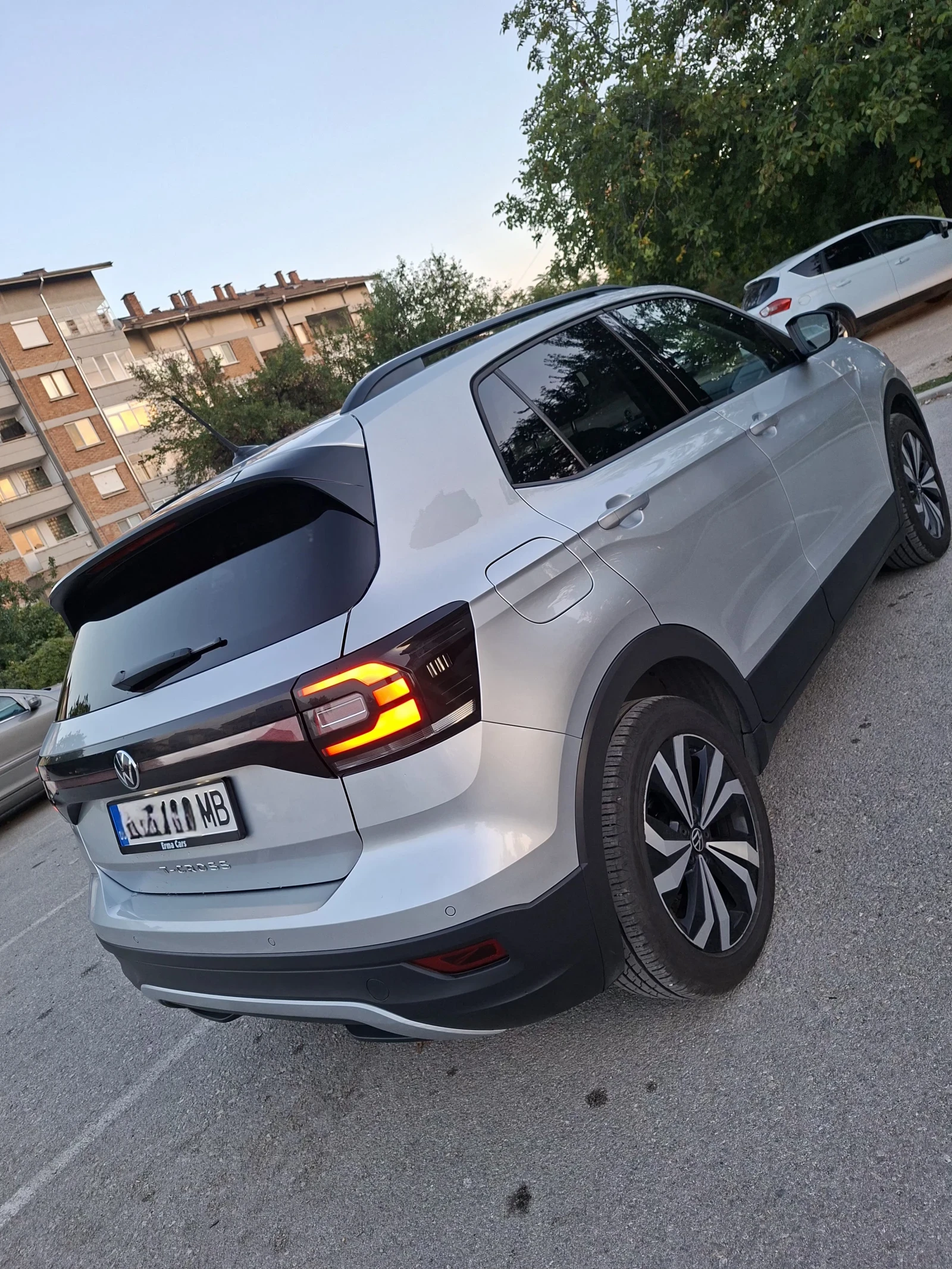 VW T-Cross Live , снимка 2 - Автомобили и джипове - 56316722