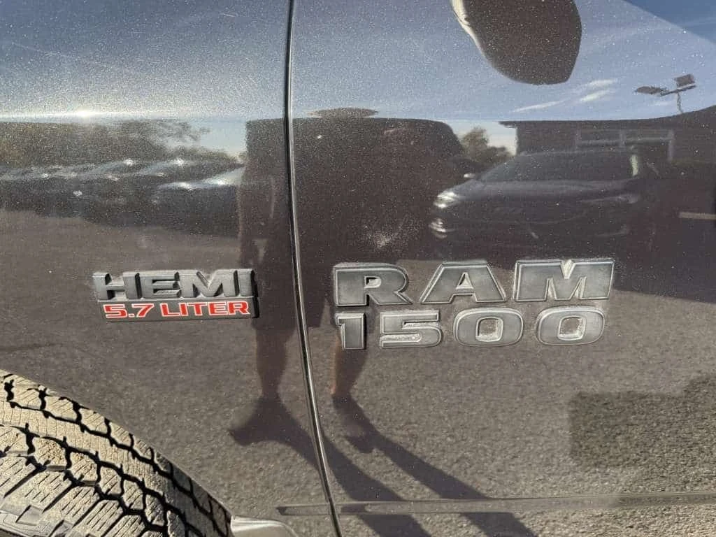 Dodge RAM 1500 * 5.7 EXPRESS CREW CAB V8 5.7L 4X4 ALL BLACK! * CA | Mobile.bg � ����������� 10