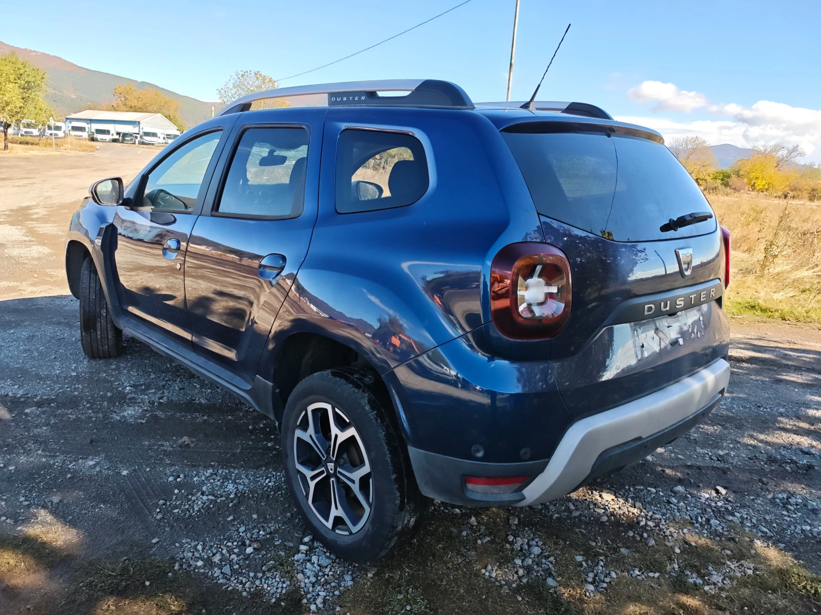 Dacia Duster 1.3Tce, снимка 3 - Автомобили и джипове - 56624106
