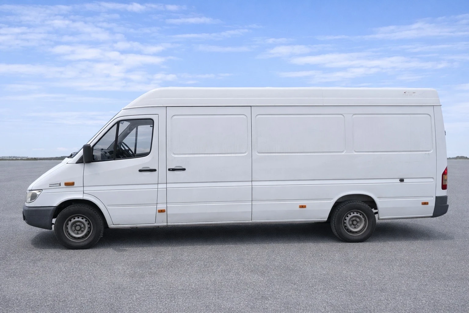 Mercedes-Benz Sprinter Дълга База с Надстрока, снимка 5 - Бусове и автобуси - 54170595