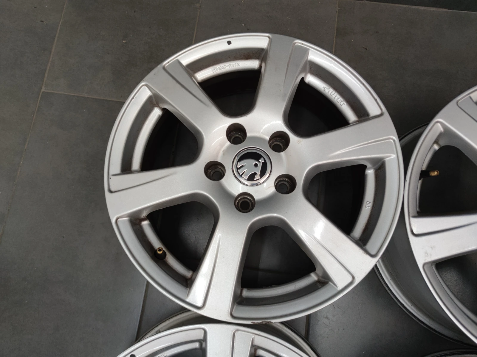   Skoda | Mobile.bg   5