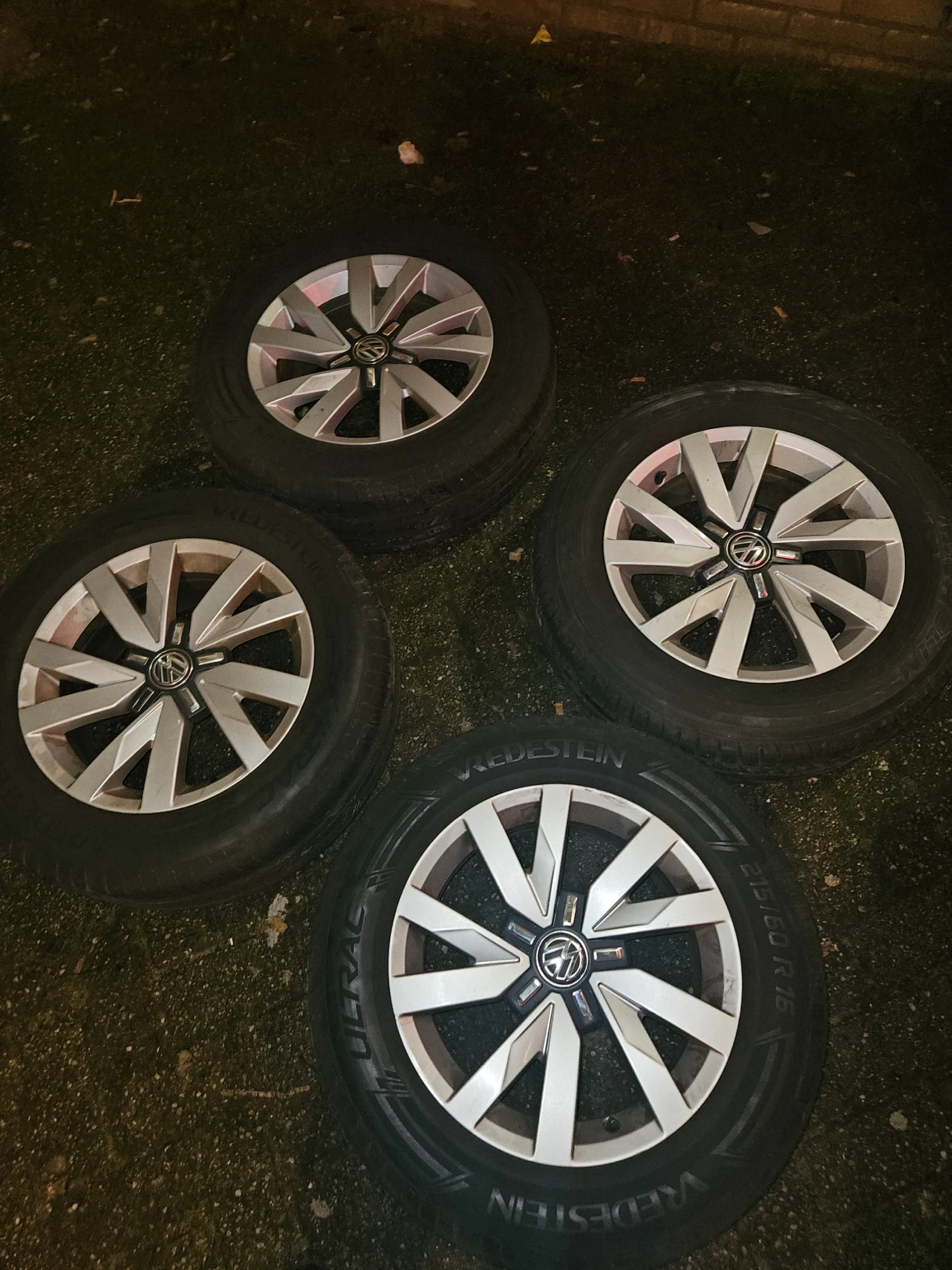    215/60R16  VW | Mobile.bg   2