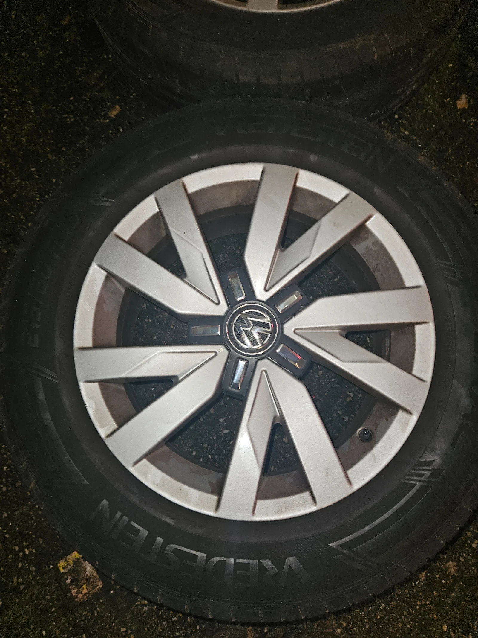    215/60R16  VW | Mobile.bg   5