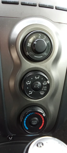 Toyota Yaris Toyota Yaris 1;3 VVTI, снимка 5