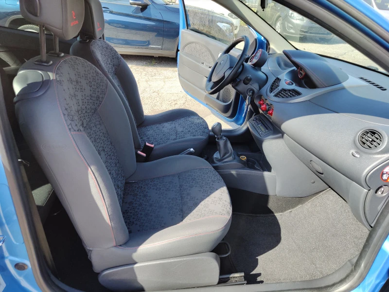 Renault Twingo 1.2/Клима, снимка 12 - Автомобили и джипове - 41624205