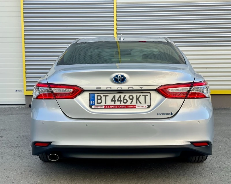 Toyota Camry 2.5 Hybrid* Luxury* В Гаранция, снимка 6 - Автомобили и джипове - 46611276