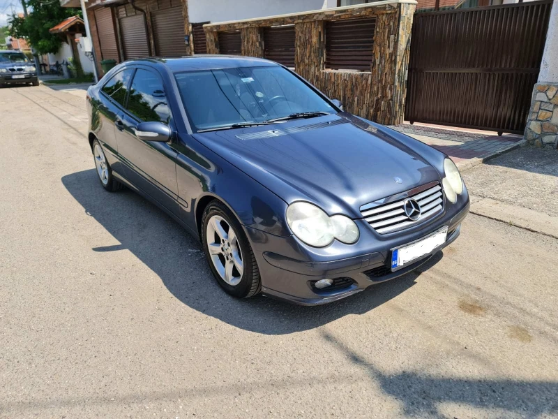 Mercedes-Benz C 220, снимка 1 - Автомобили и джипове - 46832659