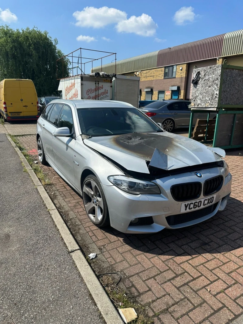 BMW 520, снимка 1 - Автомобили и джипове - 48514146