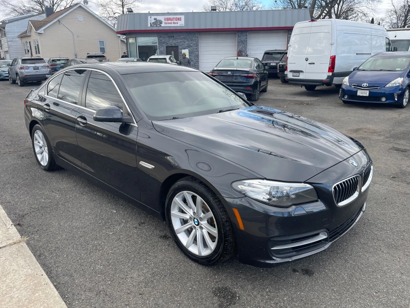 BMW 535 d* LCI* xDrive* Keyless* Подгрев* Камера* , снимка 8 - Автомобили и джипове - 48687321