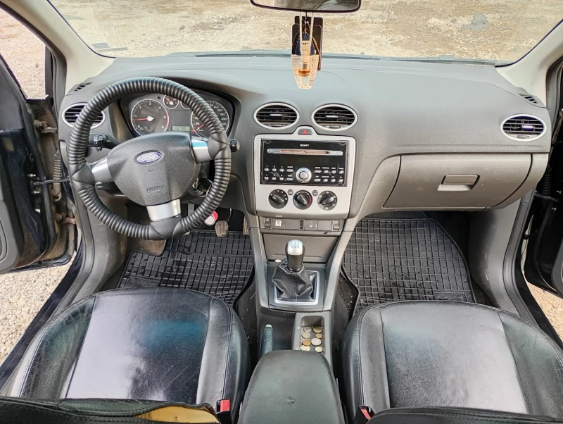 Ford Focus II Hatchback 1.8 TDCi, снимка 10 - Автомобили и джипове - 48883674