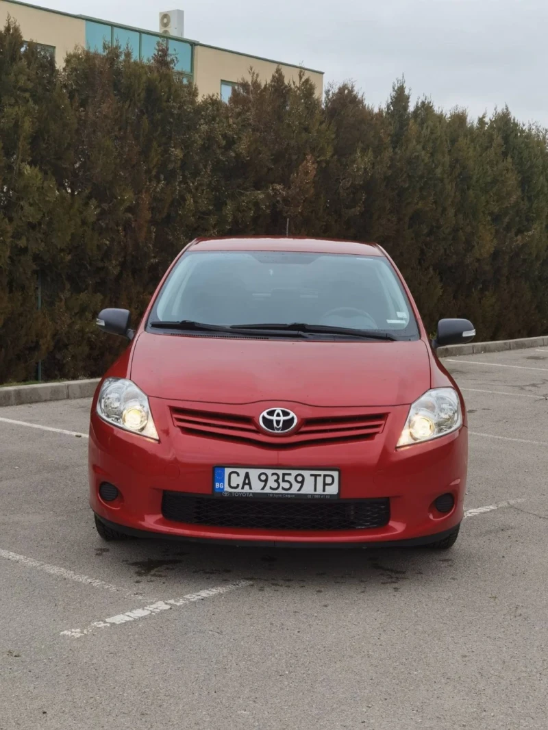 Toyota Auris 1.33i 99hp, снимка 1 - Автомобили и джипове - 48967840