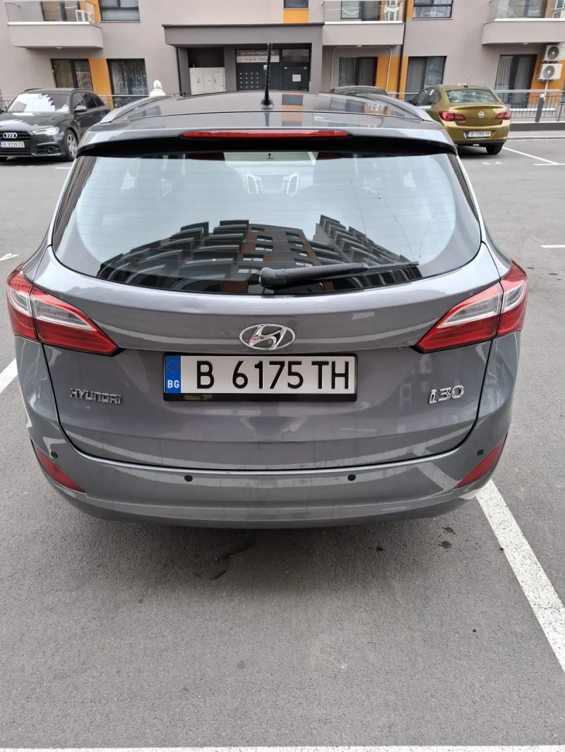 Hyundai I30 1.6, снимка 7 - Автомобили и джипове - 48980199