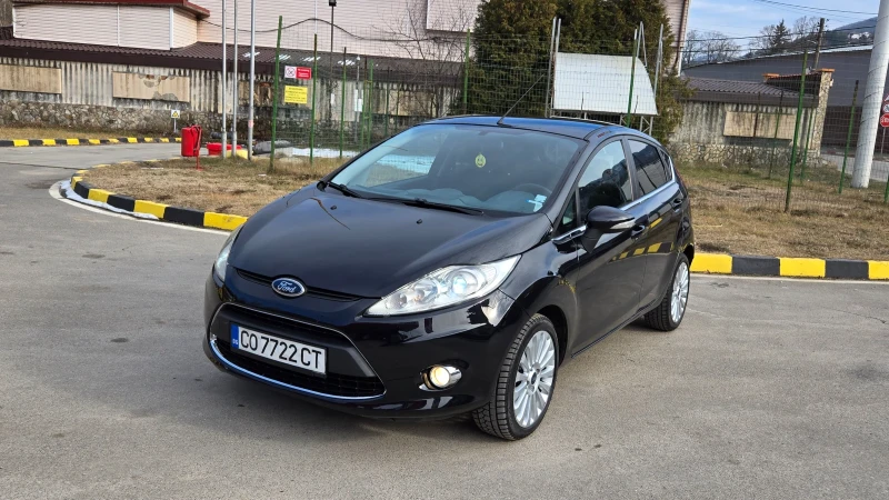 Ford Fiesta Много запазен!, снимка 4 - Автомобили и джипове - 49247112