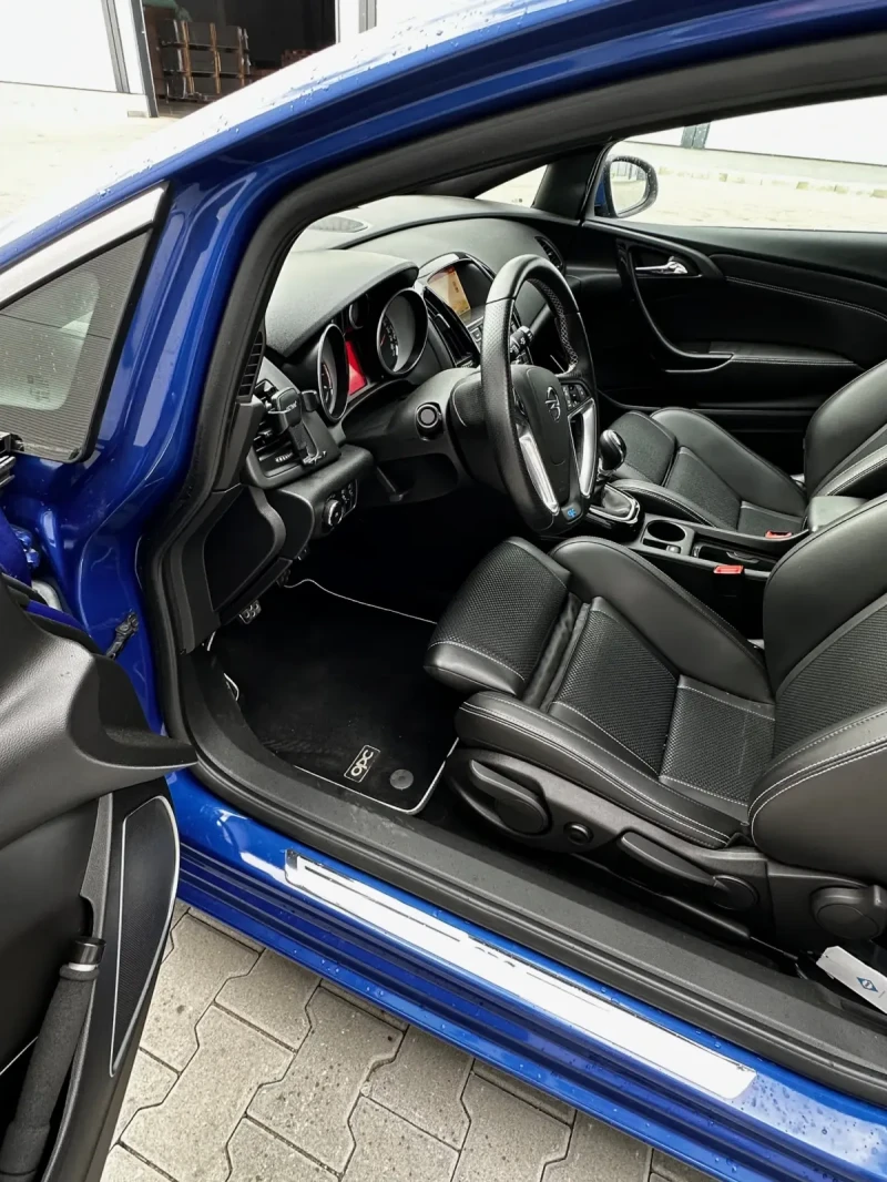 Opel Astra OPC, снимка 13 - Автомобили и джипове - 51803942