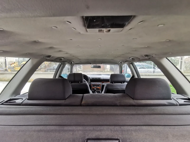 Audi A4 Avant 1.8TQ, снимка 13 - Автомобили и джипове - 52369671