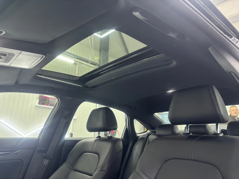 Honda Civic 2.0 Hybrid Sport Touring, снимка 10 - Автомобили и джипове - 52484498