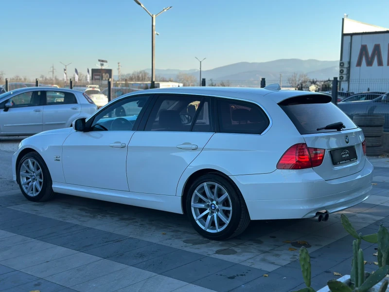 BMW 330 * xDrive* Facelift* 245к.с.* , снимка 4 - Автомобили и джипове - 52541940