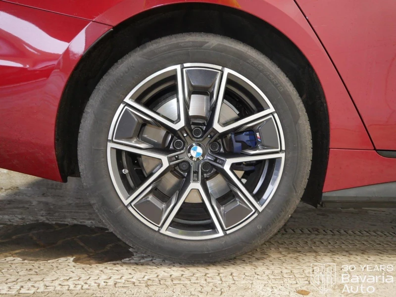 BMW i4 40 xDrive M Sport Paket, снимка 15 - Автомобили и джипове - 52834241